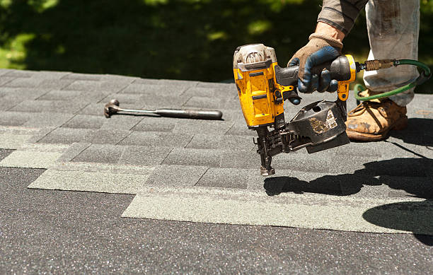Best Roof Gutter Cleaning  in Weldon, CA